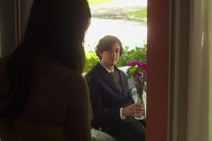 Кто-то там наверху любит меня (2012) через торрент бесплатно Кто-то там наверху любит меня (2012) фильм через торрент бесплатно