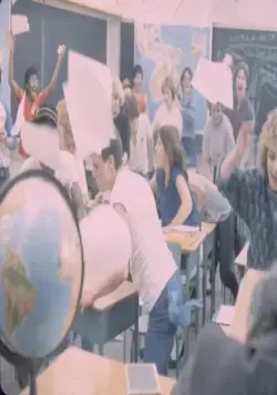 Сумасброды 2: Не в своем уме (1985) в хорошем качестве через торрент Сумасброды 2: Не в своем уме (1985) фильм в хорошем качестве через торрент