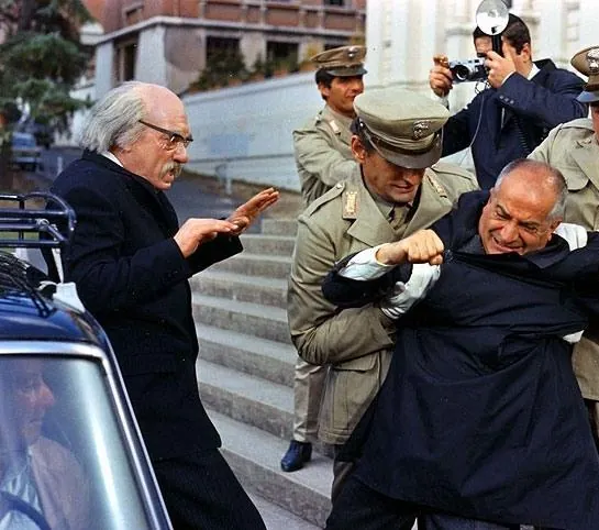 Фантомас разбушевался (1965) в хорошем качестве через торрент Фантомас разбушевался (1965) фильм в хорошем качестве через торрент