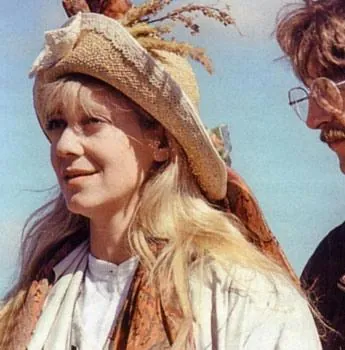 Московские каникулы (1995) через торрент скачать Московские каникулы (1995) фильм через торрент скачать