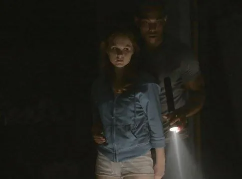 Существует (2014) через торрент скачать Существует (2014) фильм через торрент скачать