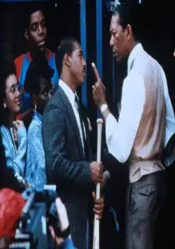 Держись за меня (1989) через торрент скачать Держись за меня (1989) фильм через торрент скачать