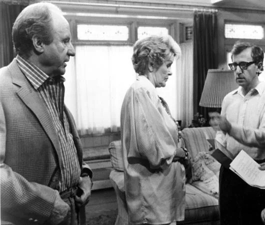 Сентябрь (1987) через торрент скачать Сентябрь (1987) фильм через торрент скачать