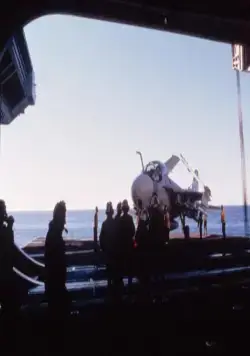 Полет «Нарушителя» (1990) через торрент бесплатно Полет «Нарушителя» (1990) фильм через торрент бесплатно