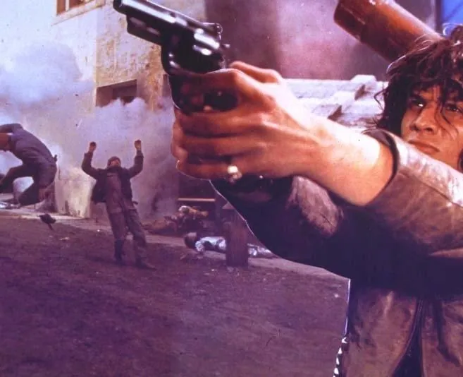 Побег из Бронкса (1983) через торрент бесплатно Побег из Бронкса (1983) фильм через торрент бесплатно