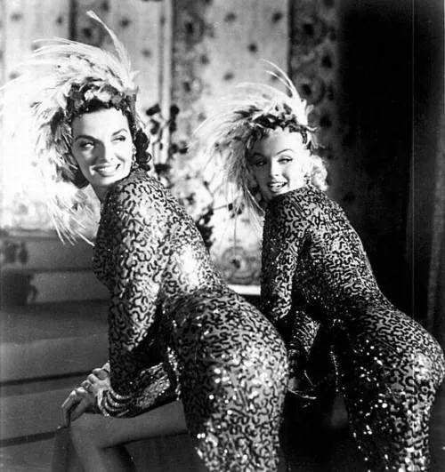 Джентльмены предпочитают блондинок (1953) через торрент бесплатно Джентльмены предпочитают блондинок (1953) фильм через торрент бесплатно