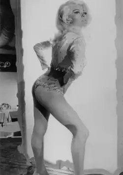 Марлоу (1969) через торрент скачать Марлоу (1969) фильм через торрент скачать