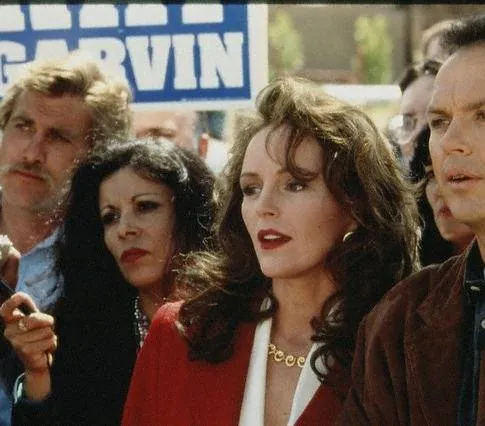 Где угодно, только не здесь (1999) через торрент скачать Где угодно, только не здесь (1999) фильм через торрент скачать