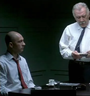 Слова убийцы (2003) через торрент бесплатно Слова убийцы (2003) фильм через торрент бесплатно