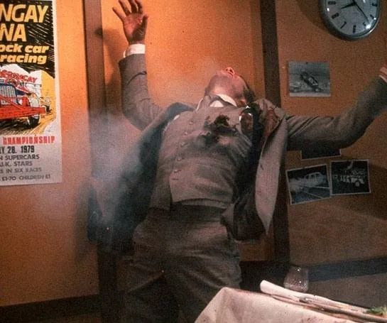 Долгая Страстная пятница (1979) через торрент скачать Долгая Страстная пятница (1979) фильм через торрент скачать