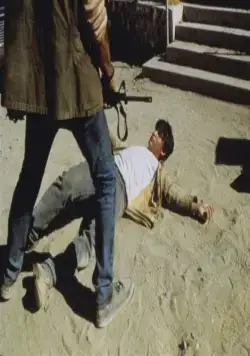 Вдали от дома (1989) через торрент бесплатно Вдали от дома (1989) фильм через торрент бесплатно