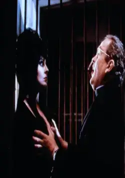 Эльвира: Повелительница тьмы (1988) в хорошем качестве через торрент Эльвира: Повелительница тьмы (1988) фильм в хорошем качестве через торрент