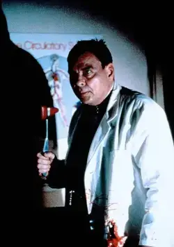 Хихикающий доктор (1992) через торрент бесплатно Хихикающий доктор (1992) фильм через торрент бесплатно