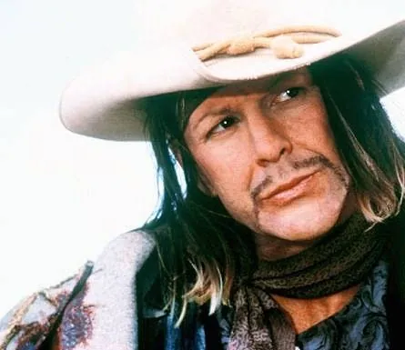 Последний изгой (1993) через торрент бесплатно Последний изгой (1993) фильм через торрент бесплатно