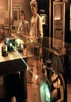 Настоящие гении (1985) через торрент скачать Настоящие гении (1985) фильм через торрент скачать