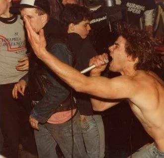 Американский хардкор (2006) через торрент бесплатно Американский хардкор (2006) фильм через торрент бесплатно