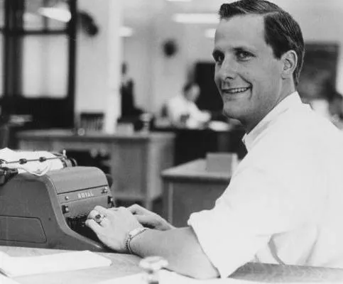 Дом на Кэрролл-стрит (1987) через торрент скачать Дом на Кэрролл-стрит (1987) фильм через торрент скачать