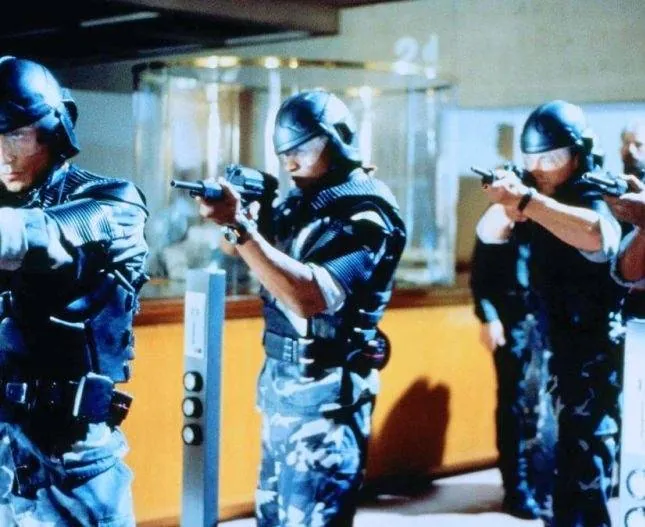 Космическая морская пехота (1996) через торрент бесплатно Космическая морская пехота (1996) фильм через торрент бесплатно