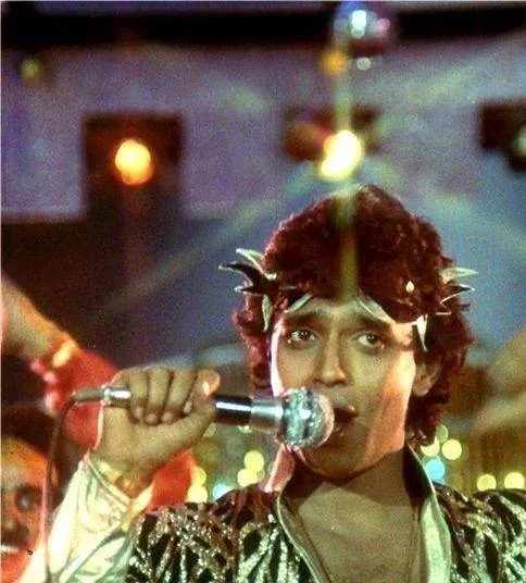 Танцор диско (1982) через торрент скачать Танцор диско (1982) фильм через торрент скачать