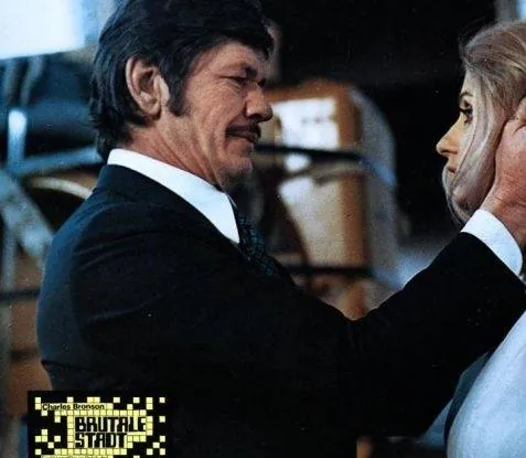 Город насилия (1970) через торрент бесплатно Город насилия (1970) фильм через торрент бесплатно