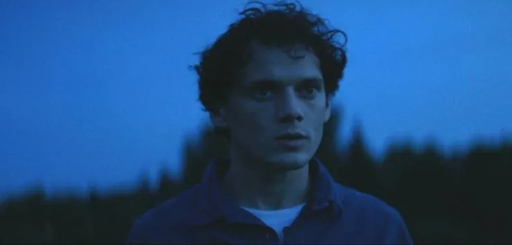 Неровная земля (2015) через торрент скачать Неровная земля (2015) фильм через торрент скачать