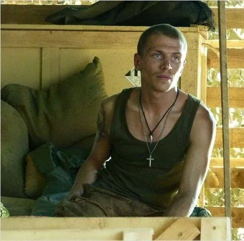 Ни на небесах, ни на земле (2015) в хорошем качестве через торрент Ни на небесах, ни на земле (2015) фильм в хорошем качестве через торрент