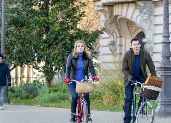 Замки любви (2017) через торрент бесплатно Замки любви (2017) фильм через торрент бесплатно