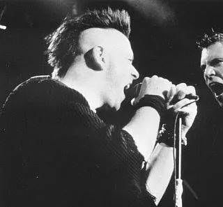 Эмблема тяжелого рока (1996) через торрент бесплатно Эмблема тяжелого рока (1996) фильм через торрент бесплатно