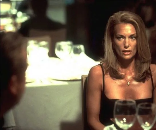 Сексуальная тварь (2000) через торрент скачать Сексуальная тварь (2000) фильм через торрент скачать