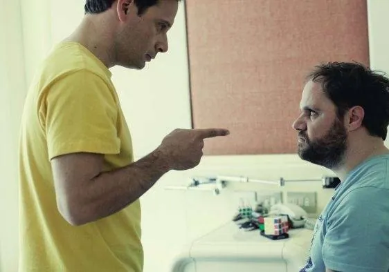 Шевалье (2015) через торрент бесплатно Шевалье (2015) фильм через торрент бесплатно