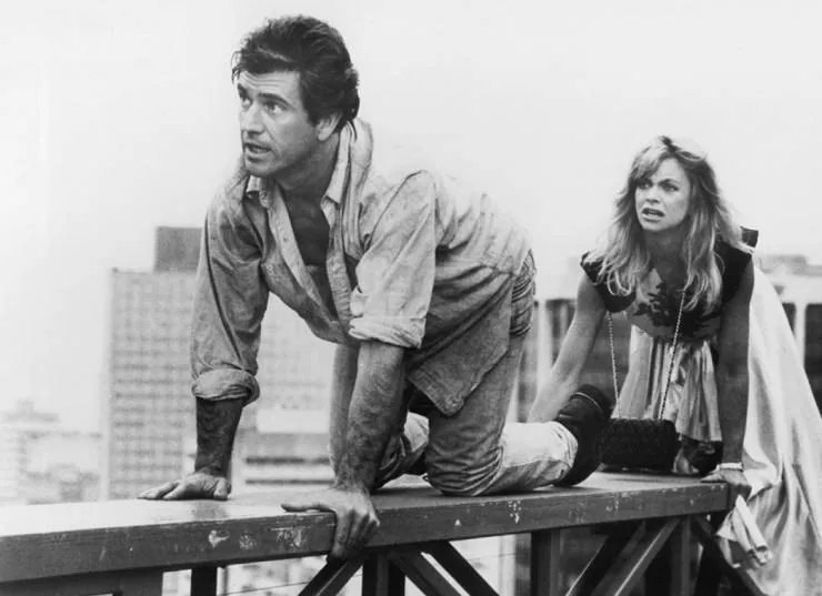 Птичка на проводе (1990) через торрент скачать Птичка на проводе (1990) фильм через торрент скачать