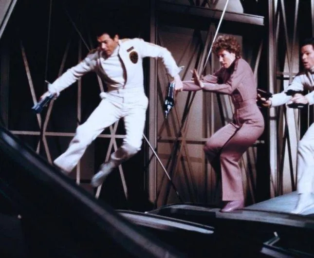 Черная дыра (1979) в хорошем качестве через торрент Черная дыра (1979) фильм в хорошем качестве через торрент