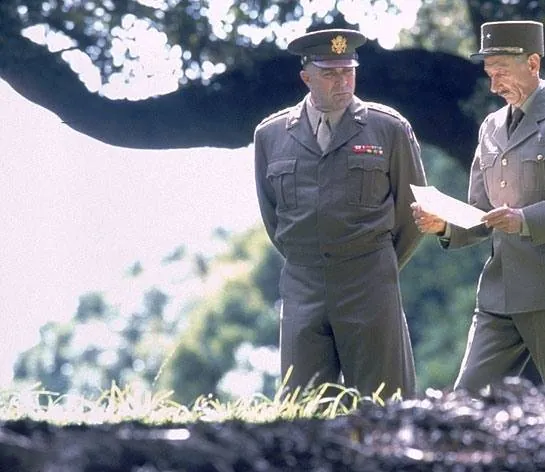 Айк: обратный отсчет (2004) через торрент бесплатно Айк: обратный отсчет (2004) фильм через торрент бесплатно