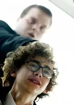 Истерзанный (2009) через торрент бесплатно Истерзанный (2009) фильм через торрент бесплатно