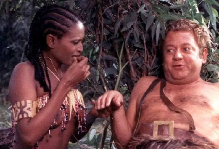 Синьор Робинзон (1976) через торрент бесплатно Синьор Робинзон (1976) фильм через торрент бесплатно