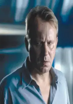 Стеклянный дом (2001) через торрент бесплатно Стеклянный дом (2001) фильм через торрент бесплатно