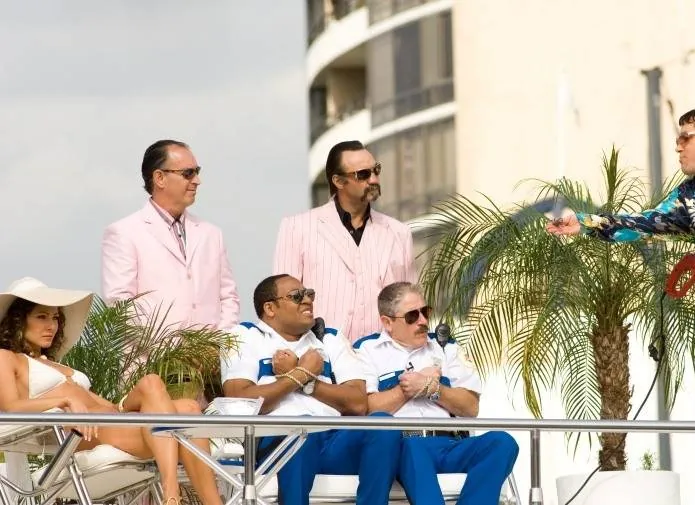 Рино 911!: Майами (2007) через торрент скачать Рино 911!: Майами (2007) фильм через торрент скачать