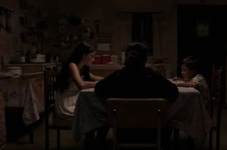 Земля и тень (2015) в хорошем качестве через торрент Земля и тень (2015) фильм в хорошем качестве через торрент