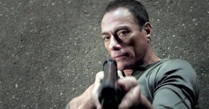 Вторжение извне (2012) через торрент скачать Вторжение извне (2012) фильм через торрент скачать