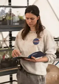 Ио (2019) через торрент скачать Ио (2019) фильм через торрент скачать