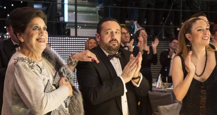 Убойный огонек (2015) через торрент скачать Убойный огонек (2015) фильм через торрент скачать