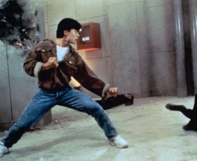 Суперполицейский 2 (1993) через торрент бесплатно Суперполицейский 2 (1993) фильм через торрент бесплатно