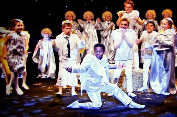 Божественное рождение (2009) в хорошем качестве через торрент Божественное рождение (2009) фильм в хорошем качестве через торрент