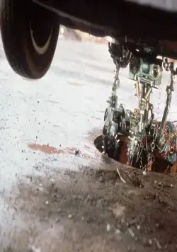 Короткое замыкание 2 (1988) через торрент скачать Короткое замыкание 2 (1988) фильм через торрент скачать