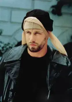 Подозрительные лица (1995) через торрент скачать Подозрительные лица (1995) фильм через торрент скачать