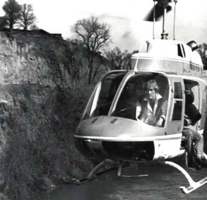 Трюкач (1980) через торрент бесплатно Трюкач (1980) фильм через торрент бесплатно