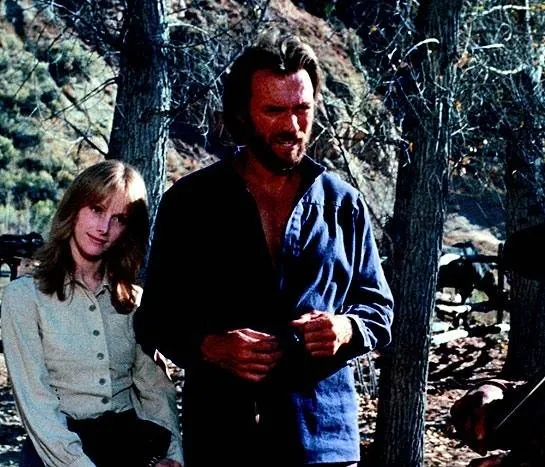 Джоси Уэйлс — человек вне закона (1976) в хорошем качестве через торрент Джоси Уэйлс — человек вне закона (1976) фильм в хорошем качестве через торрент