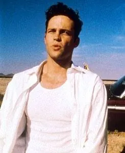 Тусовщики (1996) через торрент бесплатно Тусовщики (1996) фильм через торрент бесплатно