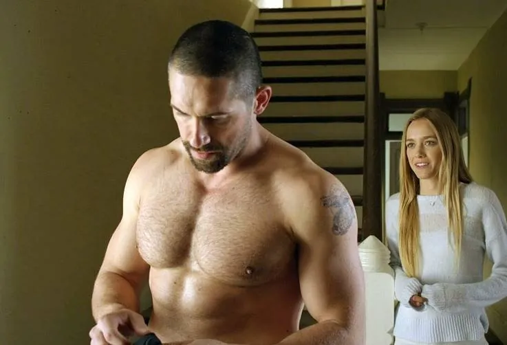 Близкое расстояние (2015) через торрент бесплатно Близкое расстояние (2015) фильм через торрент бесплатно