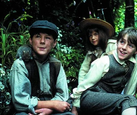 Таинственный сад (1993) через торрент бесплатно Таинственный сад (1993) фильм через торрент бесплатно